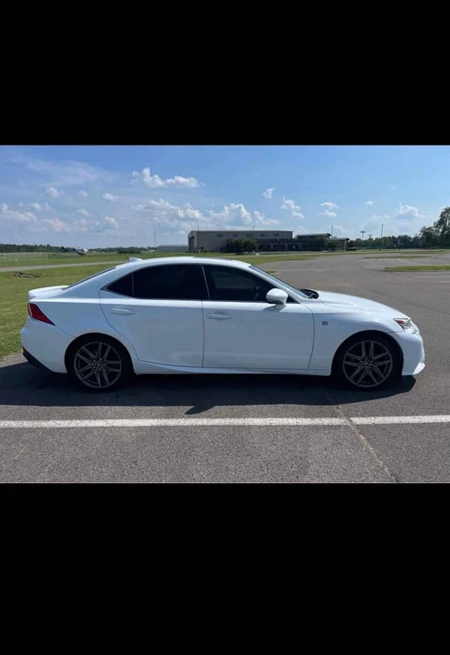 2015 Lexus IS F 2nd Gen - Image 4 of 14