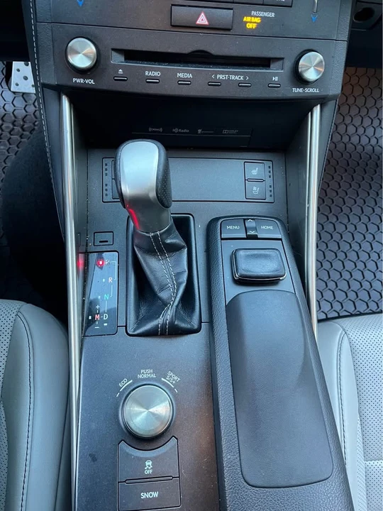 2015 Lexus IS F 2nd Gen - Image 9 of 18