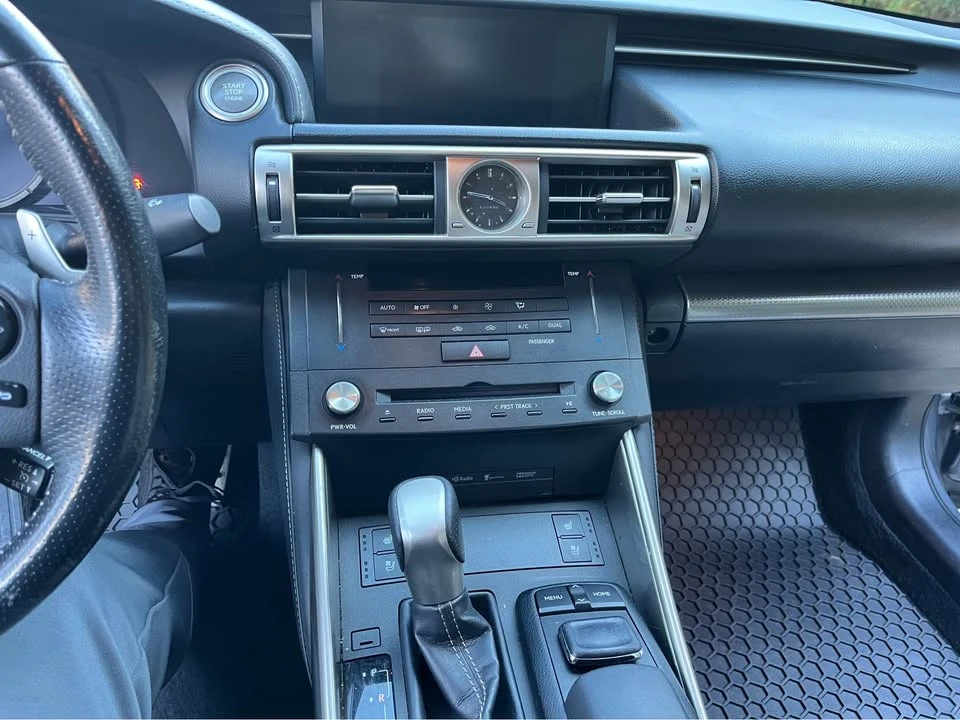 2015 Lexus IS F 2nd Gen - Image 12 of 18