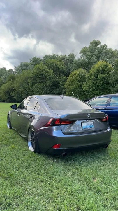 2015 Lexus IS 3rd Gen - Image 4 of 9