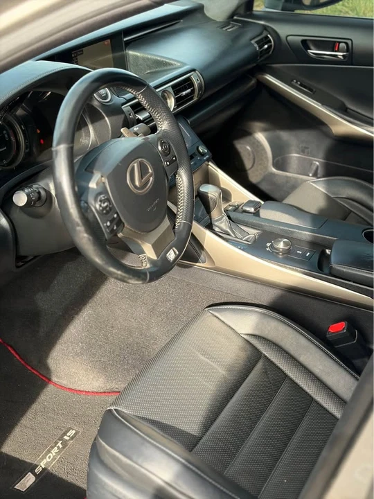 2015 Lexus IS 3rd Gen - Image 9 of 14