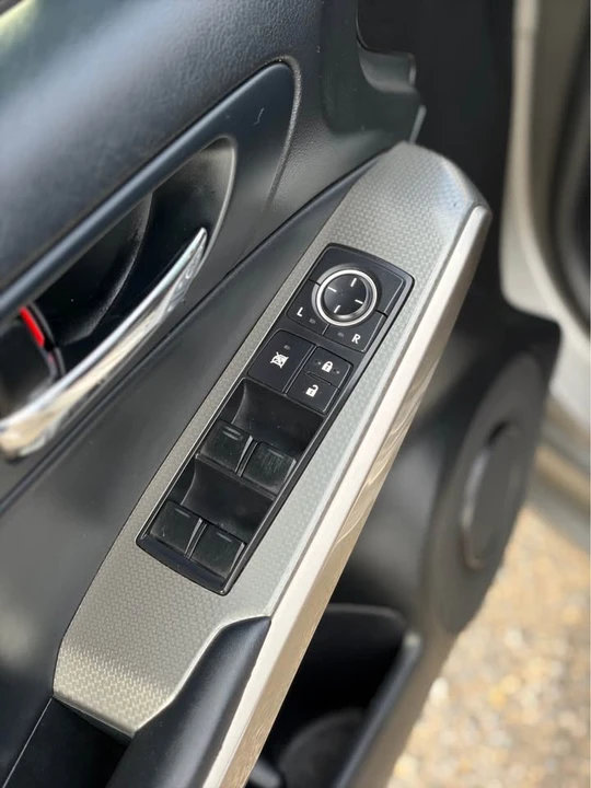 2015 Lexus IS 3rd Gen - Image 8 of 14