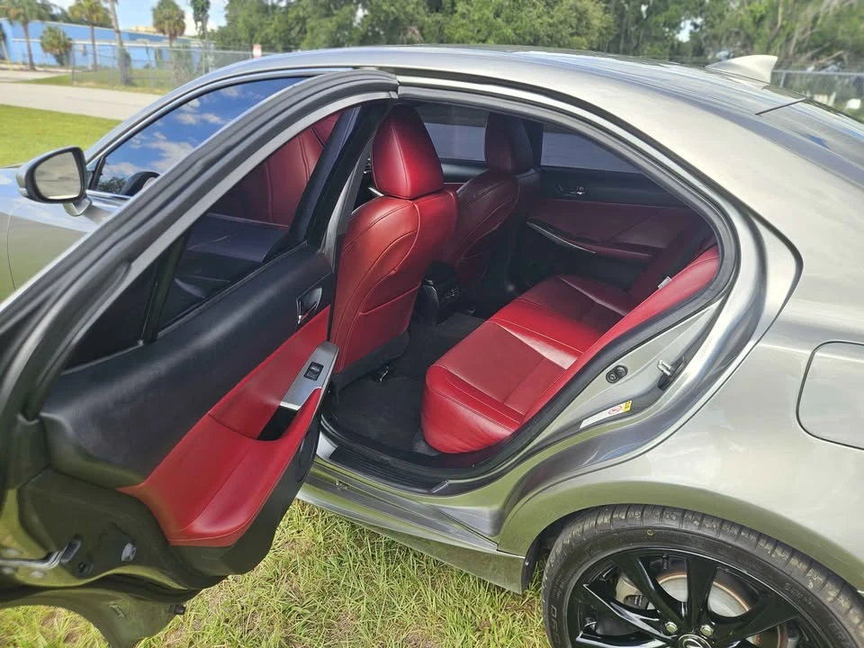 2015 Lexus IS 3rd Gen - Image 11 of 16