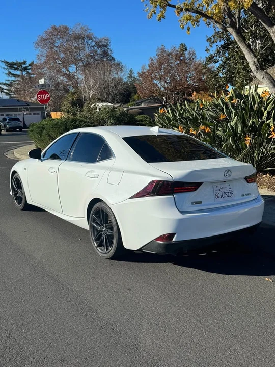 2015 Lexus IS 3rd Gen - Image 4 of 10
