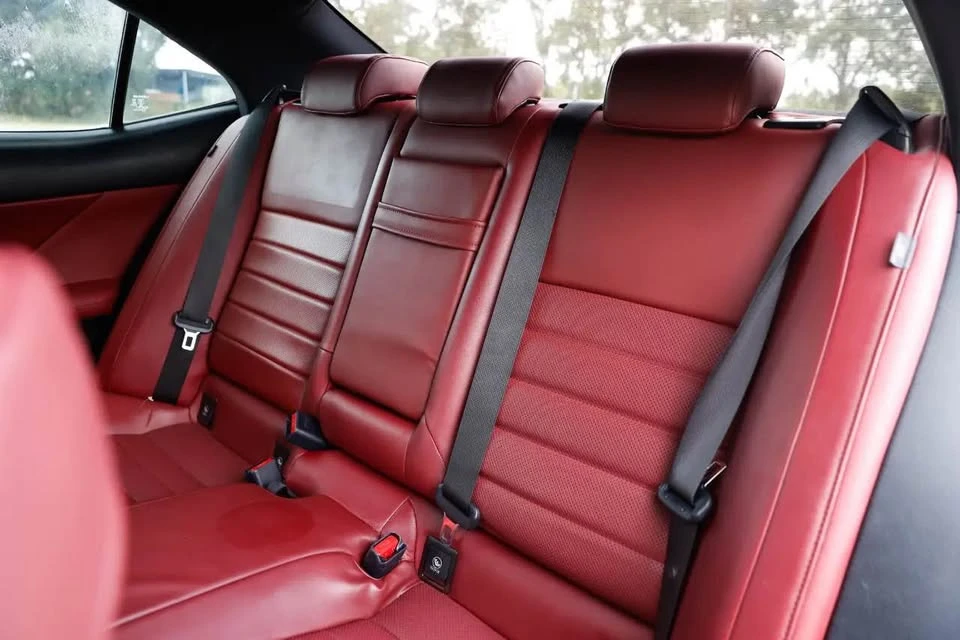 2015 Lexus IS 3rd Gen - Image 5 of 11