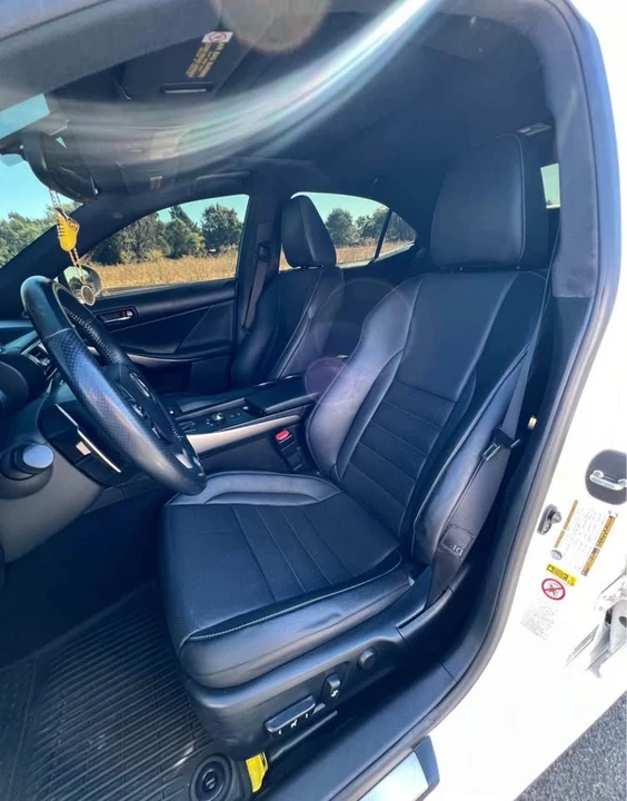 2015 Lexus IS 3rd Gen - Image 6 of 7