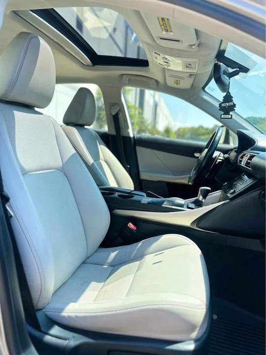 2015 Lexus IS 3rd Gen - Image 13 of 20