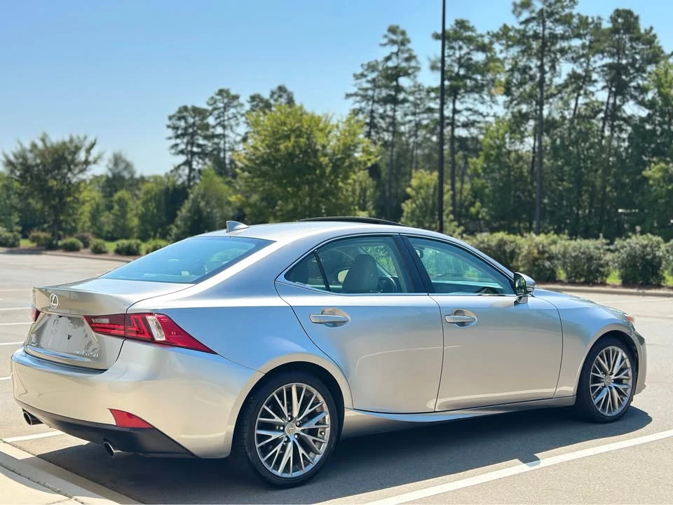 2015 Lexus IS 3rd Gen - Image 6 of 20