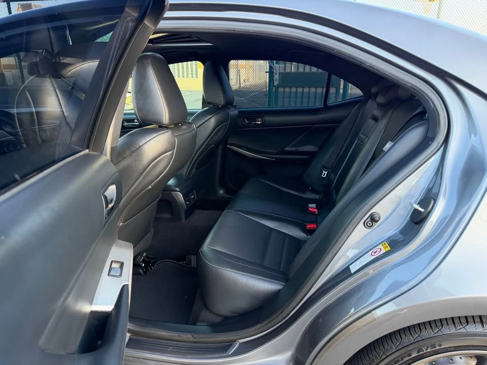 2015 Lexus IS 3rd Gen - Image 8 of 10