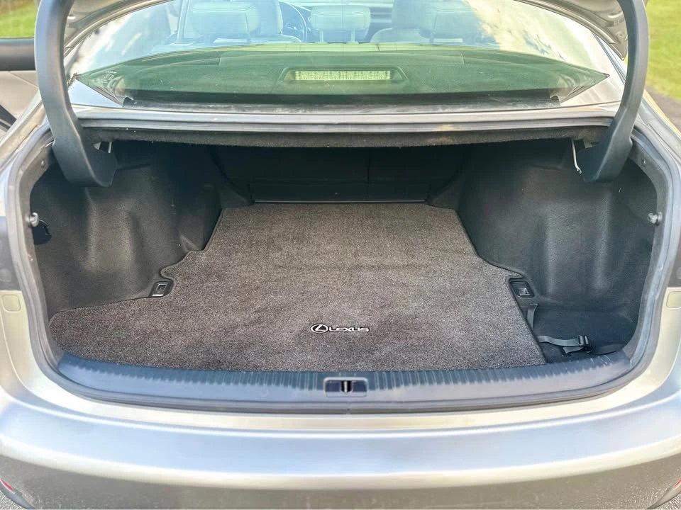 2015 Lexus IS 3rd Gen - Image 19 of 19