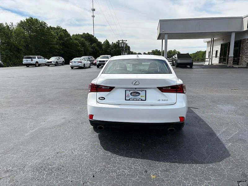 2015 Lexus IS 3rd Gen - Image 4 of 10