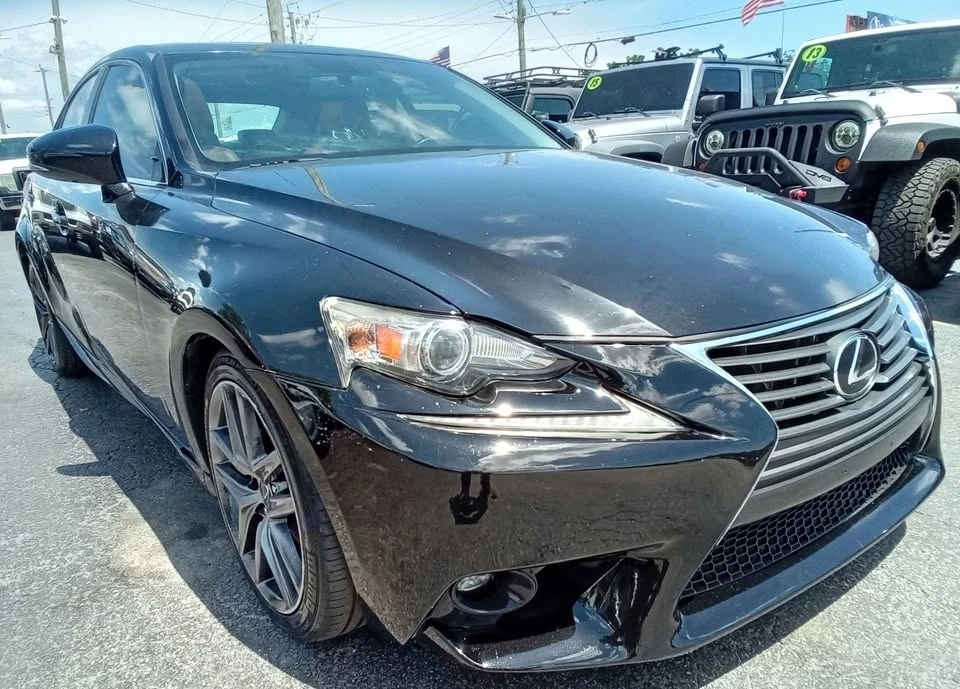 2015 Lexus IS 3rd Gen - Image 4 of 18