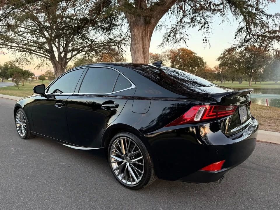2015 Lexus IS 3rd Gen - Image 7 of 18