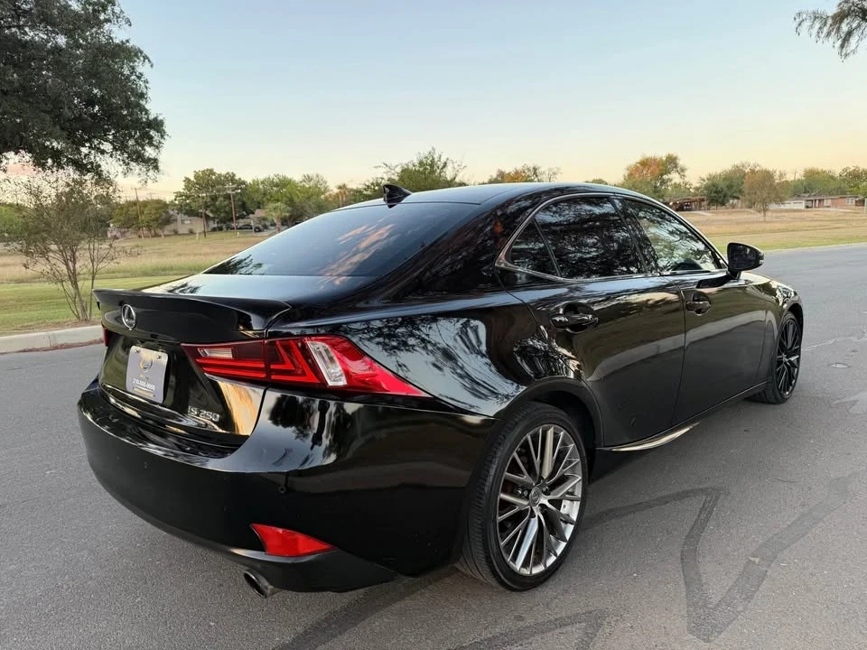 2015 Lexus IS 3rd Gen - Image 5 of 18