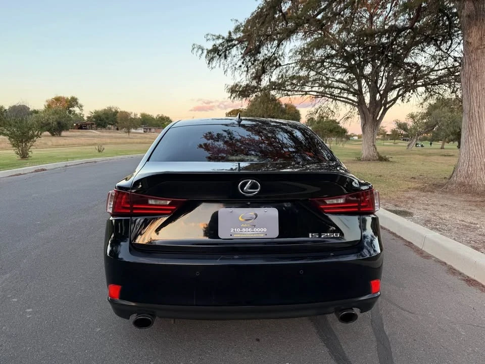 2015 Lexus IS 3rd Gen - Image 6 of 18