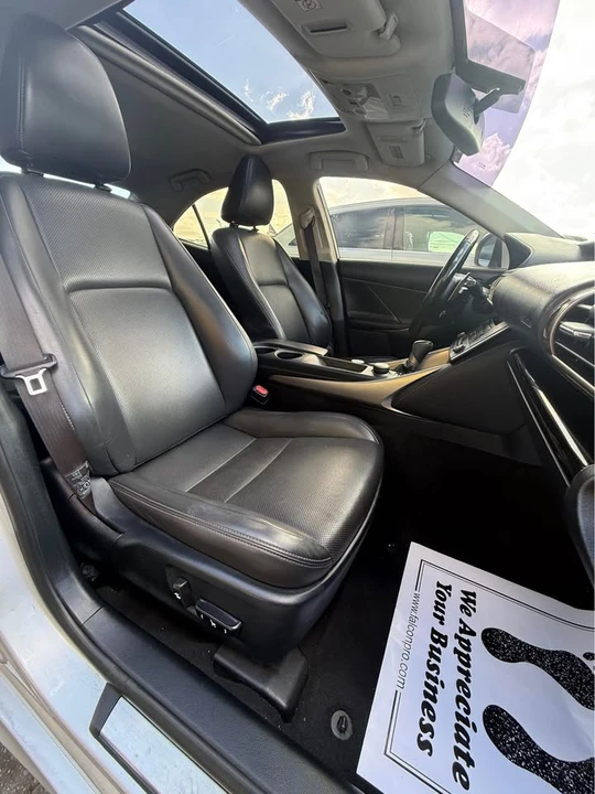 2015 Lexus IS 3rd Gen - Image 7 of 10