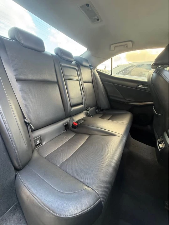 2015 Lexus IS 3rd Gen - Image 8 of 10
