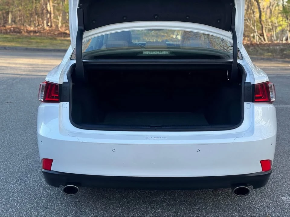 2015 Lexus IS 3rd Gen - Image 6 of 20