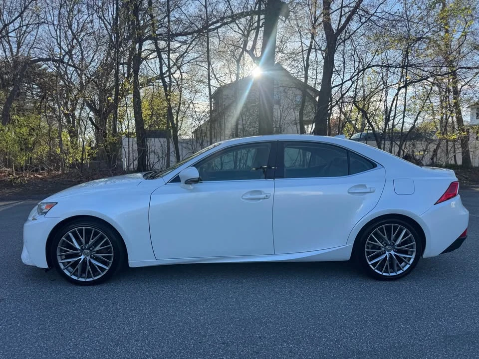 2015 Lexus IS 3rd Gen - Image 4 of 20