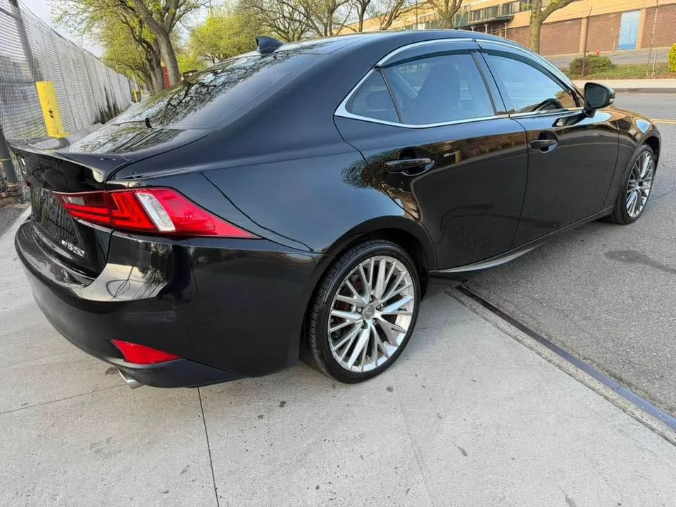 2015 Lexus IS 3rd Gen - Image 4 of 10