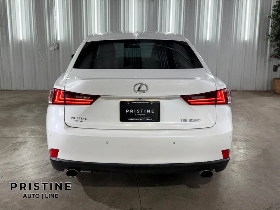 2015 Lexus IS 3rd Gen - Image 5 of 20