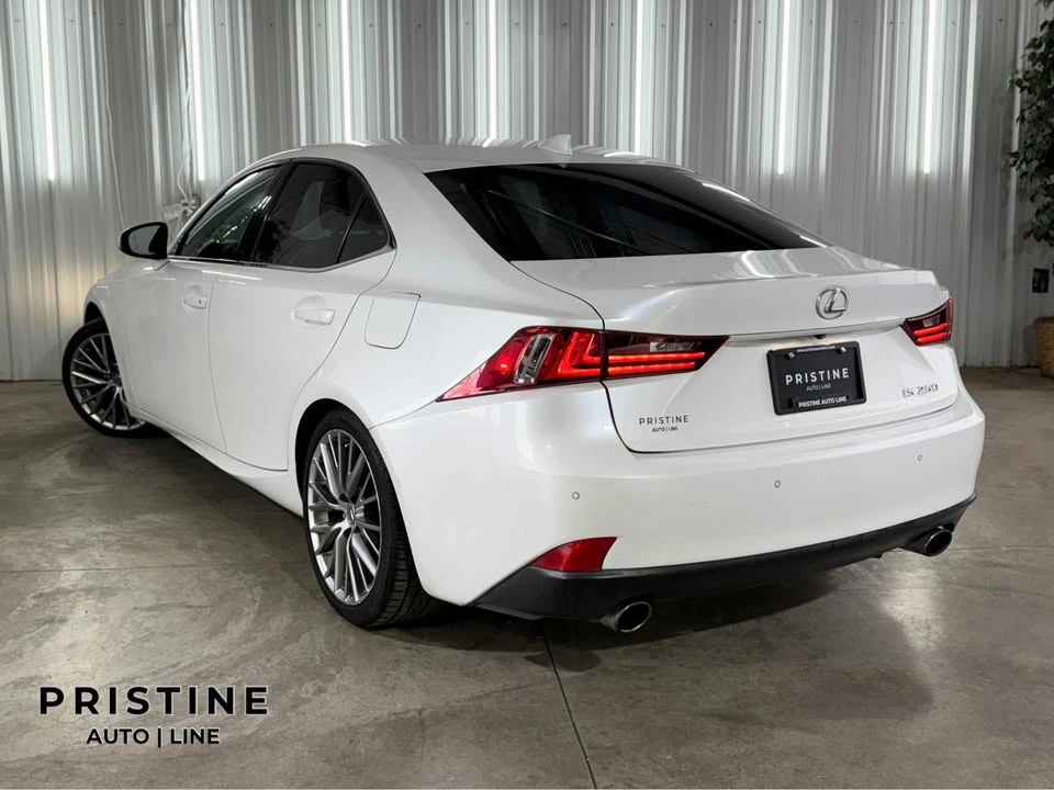2015 Lexus IS 3rd Gen - Image 4 of 20