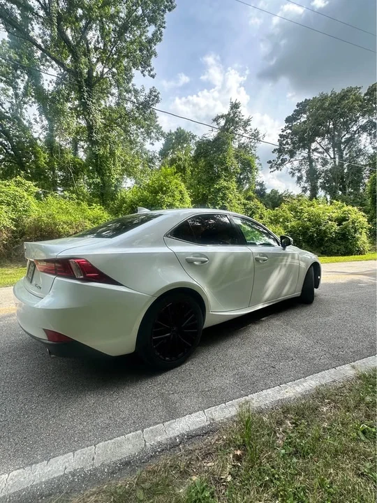 2015 Lexus IS 3rd Gen - Image 4 of 9