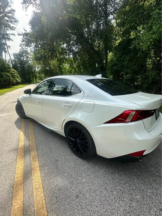 2015 Lexus IS 3rd Gen - Image 6 of 9
