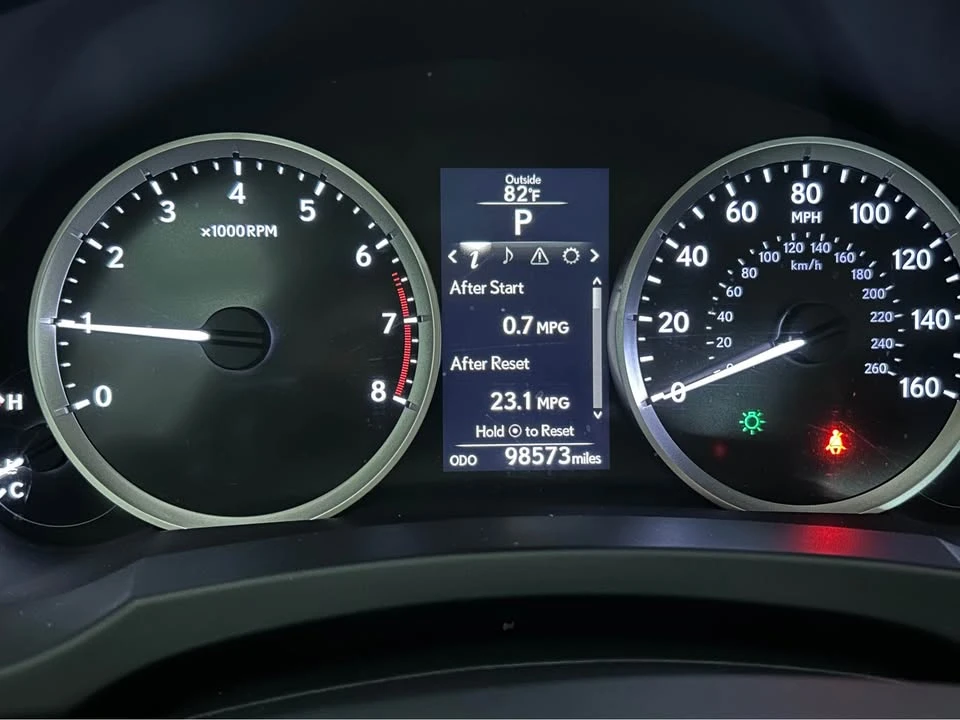 2015 Lexus IS 3rd Gen - Image 5 of 19