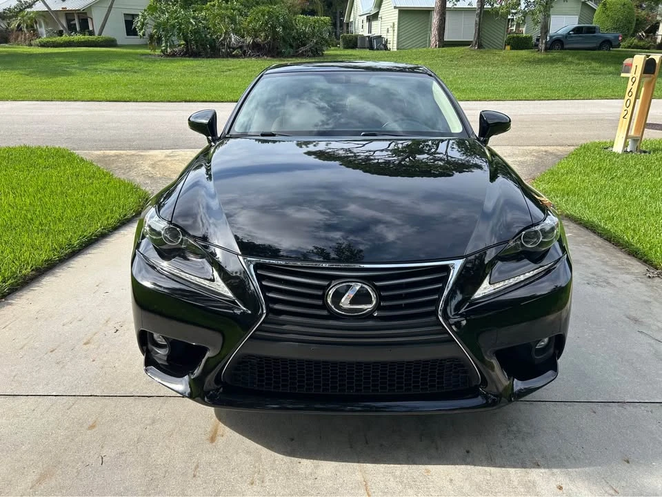 2015 Lexus IS 3rd Gen - Image 8 of 19