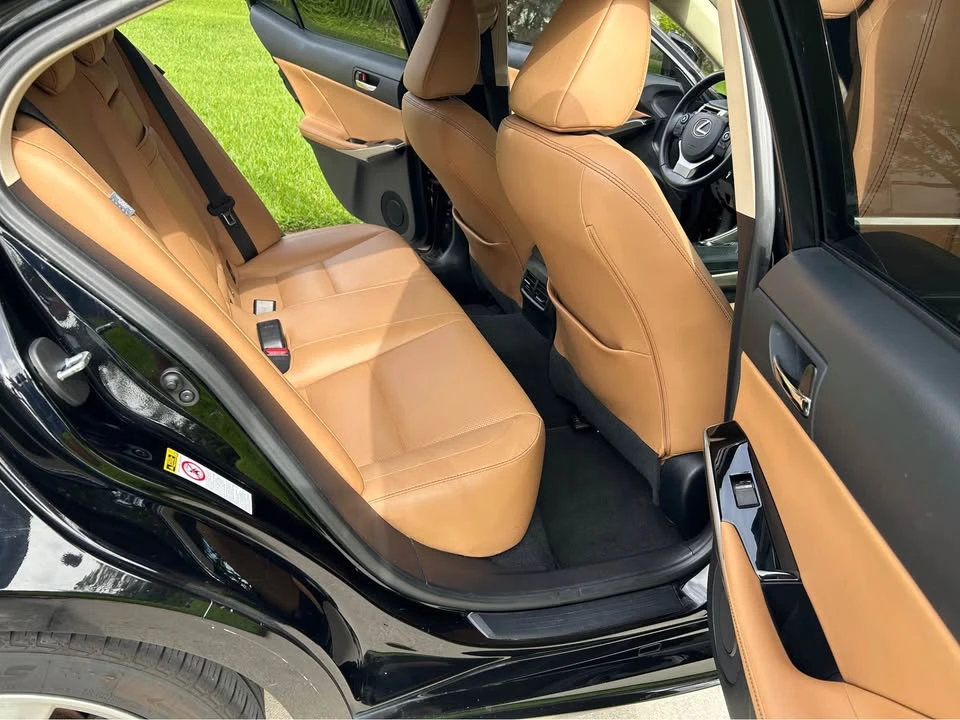 2015 Lexus IS 3rd Gen - Image 12 of 19
