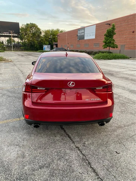 2015 Lexus IS 3rd Gen - Image 4 of 19