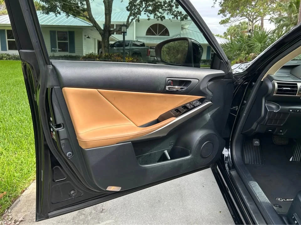 2015 Lexus IS 3rd Gen - Image 16 of 19