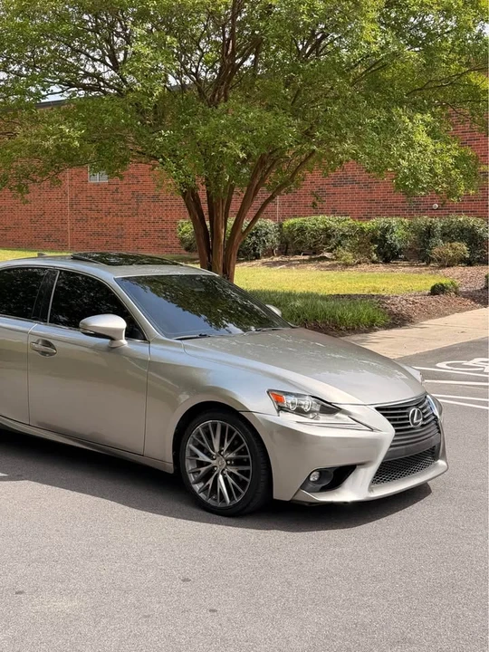 2015 Lexus IS 3rd Gen - Image 8 of 16