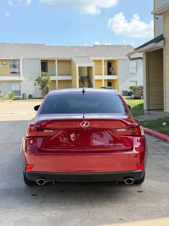 2015 Lexus IS 3rd Gen - Image 4 of 12
