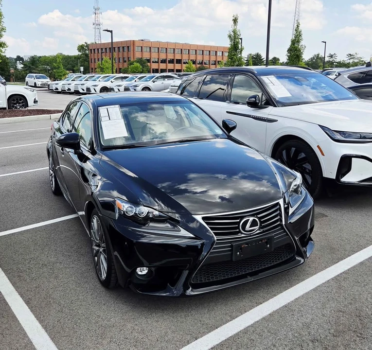 2015 Lexus IS 3rd Gen - Image 3 of 7