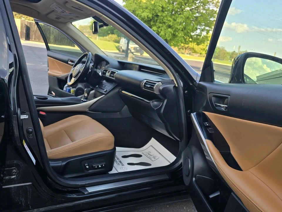 2015 Lexus IS 3rd Gen - Image 8 of 20