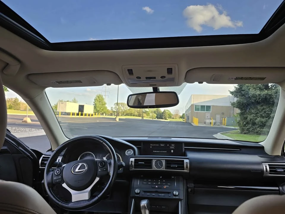 2015 Lexus IS 3rd Gen - Image 16 of 20
