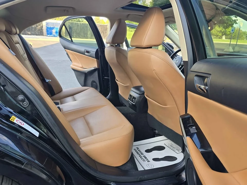 2015 Lexus IS 3rd Gen - Image 10 of 20