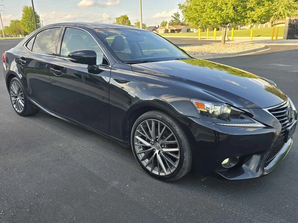 2015 Lexus IS 3rd Gen - Image 3 of 20