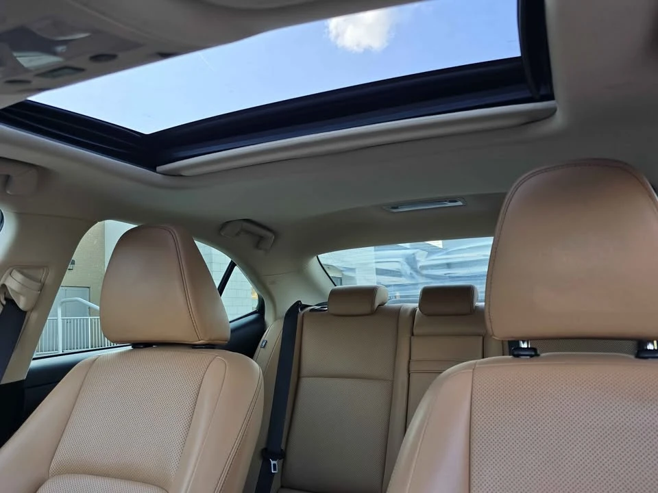 2015 Lexus IS 3rd Gen - Image 11 of 20