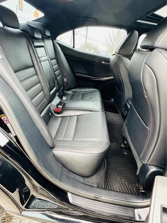 2015 Lexus IS 3rd Gen - Image 18 of 20