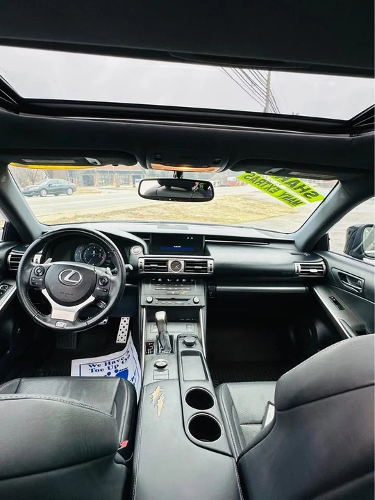 2015 Lexus IS 3rd Gen - Image 15 of 20