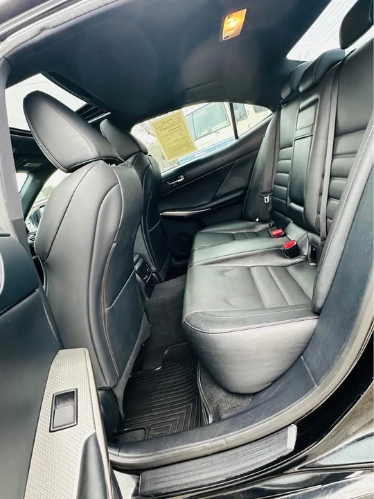 2015 Lexus IS 3rd Gen - Image 17 of 20