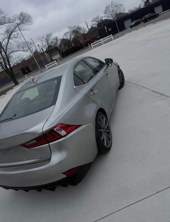 2015 Lexus IS 3rd Gen - Image 4 of 8