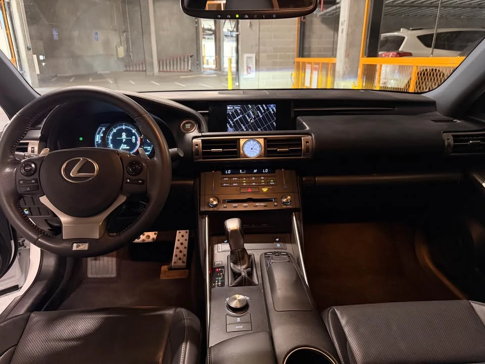 2015 Lexus IS 3rd Gen - Image 4 of 10