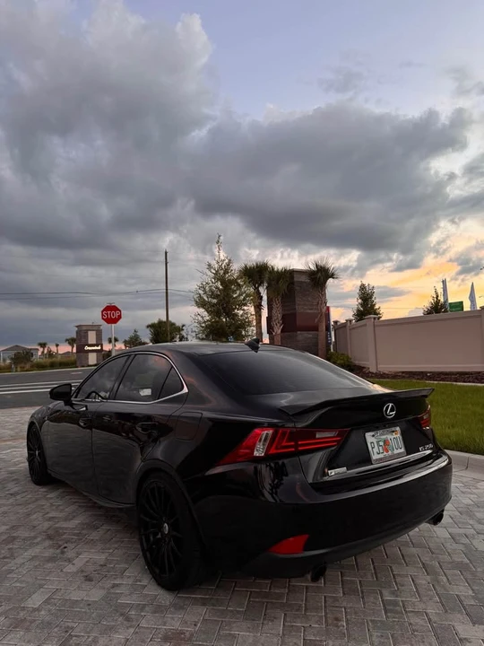 2015 Lexus IS 3rd Gen - Image 7 of 11