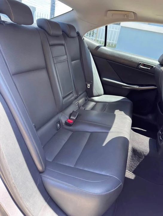 2015 Lexus IS 3rd Gen - Image 11 of 12