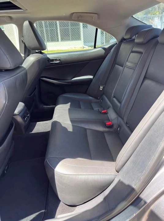 2015 Lexus IS 3rd Gen - Image 10 of 12