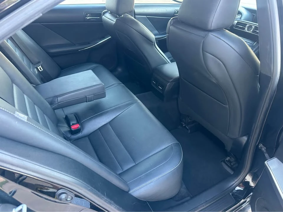 2015 Lexus IS 3rd Gen - Image 7 of 10